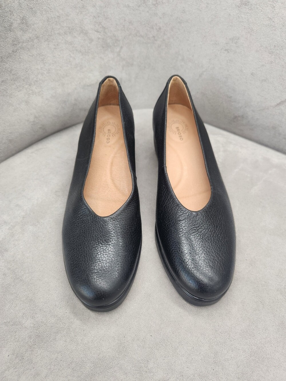 Brioso Wedge Pumps 10 Black Leather Sweatheart Waverly Comfort Career New $160